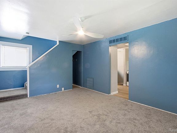 3rd image of 31563 Alpena Ct