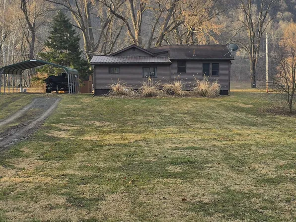 33 Black Diamond Beach Rd, Tunkhannock, PA 18657