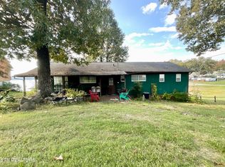 1370 Wani Village Rd, Rutledge, TN 37861