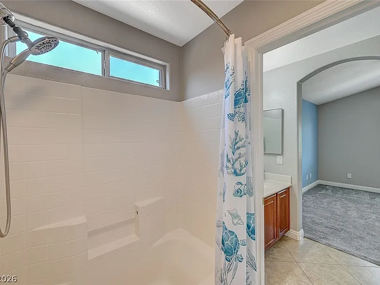 8454 Cerritos Ct — Photo 28