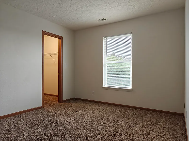 3063 Goddard Ct — Photo 10