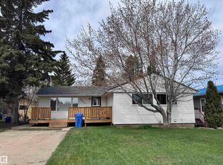 5232 49th St, Willingdon, AB T0B4R0