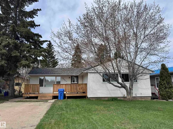 5232 49th St, Willingdon, AB T0B 4R0