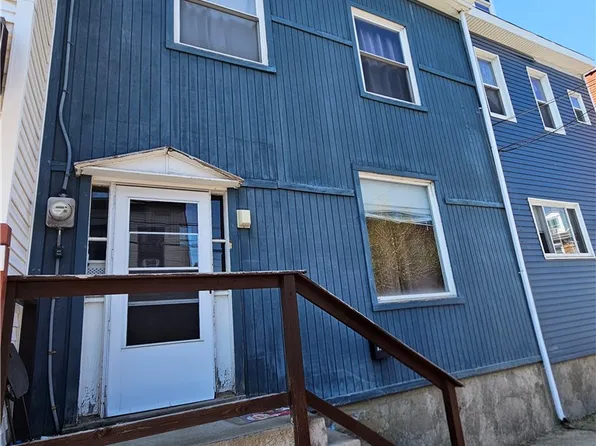 1962 Straubs Ln, Pittsburgh, PA 15212