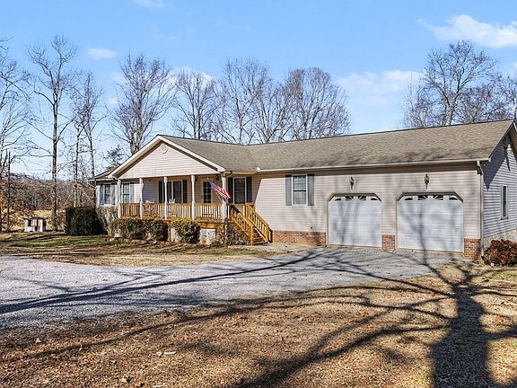 4th image of 3911 County Road 131