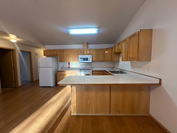 4th image of 2000 W Glacier Ave #2