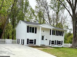 15129 Concord Dr, Woodbridge, VA 22193