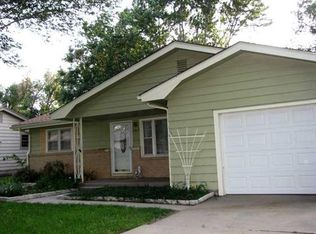 2017 N Cron St, Augusta, KS 67010