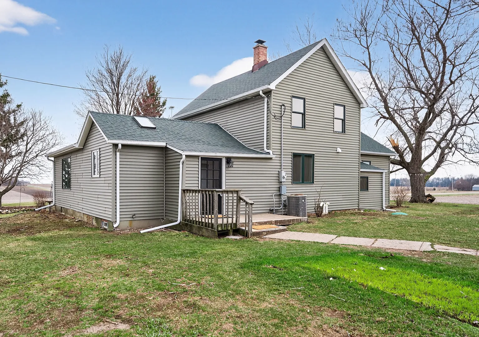 3 bed, 1850 sqft, $2,900 — Photo 4