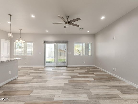 5th image of 3940 N JUNIPER Drive