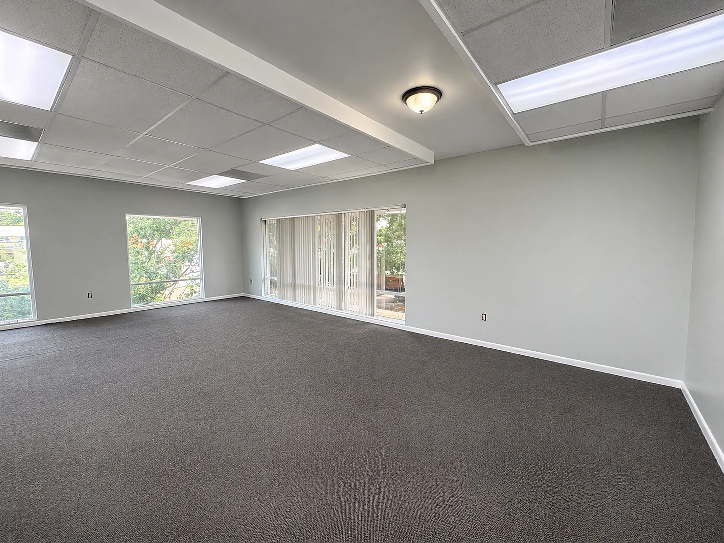 2110 Drew Street - Upstairs — Photo 2