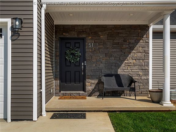 3rd image of 51 Jordon Dr