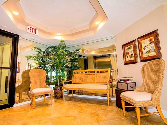3rd image of 122 Bay Colony Dr N #122
