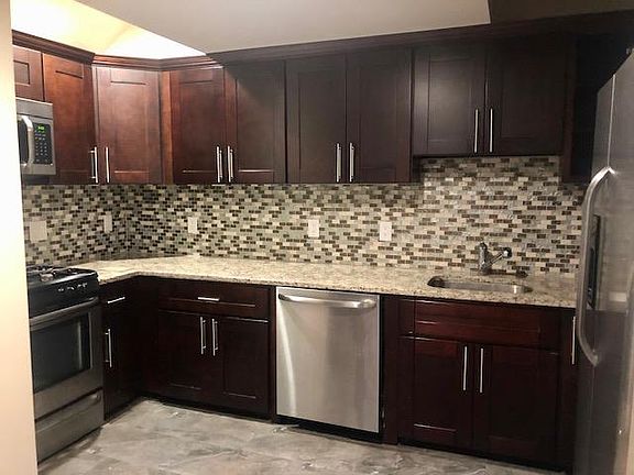3rd image of 95 N Walnut St APT 101