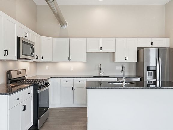 4th image of 3809 Liberty Ave Unit 201