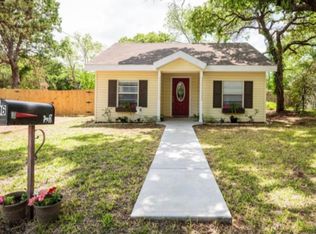 306 E Akard St, Weatherford, TX 76086