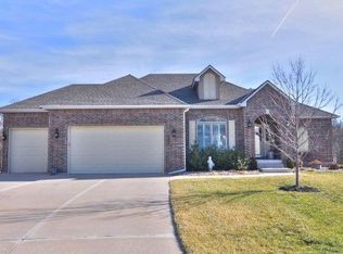 22188 W 176th Ter, Olathe, KS 66062