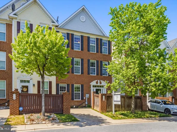 110 Featherstone Pl, Frederick, MD 21702