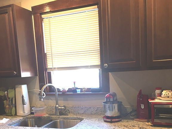 4th image of 3144 S 53rd Ct