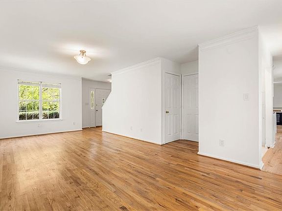 5th image of 11190 Abbotts Station Dr