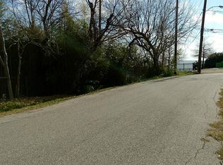 727 S Blackwell St, La Porte, TX 77571