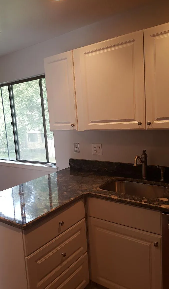 3 bed, 1.5 bath, 1132 sqft, $2,595 — Photo 4