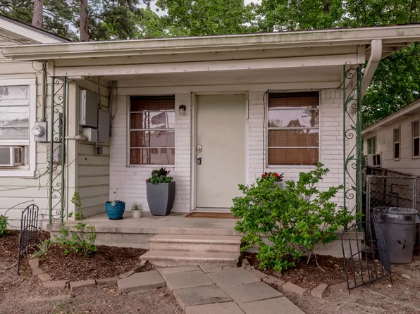 1412 22nd St #B, Huntsville, TX 77340