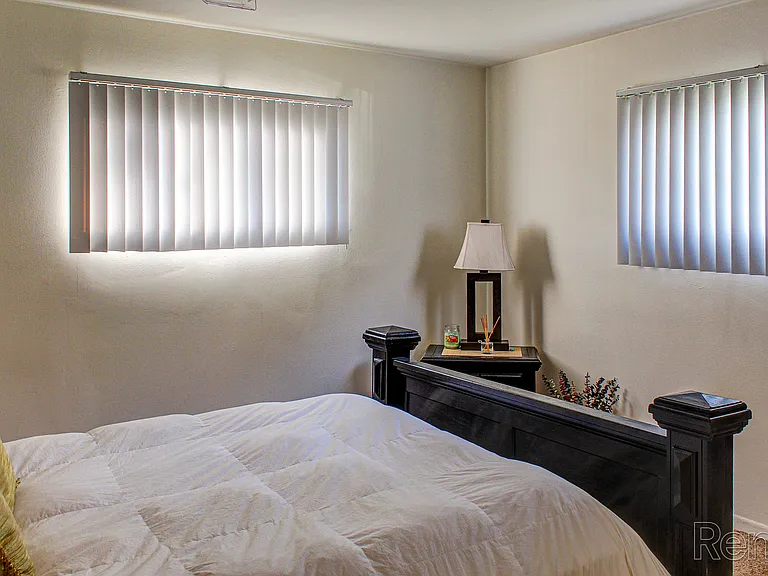 Campbell Row Apartments — Photo 23
