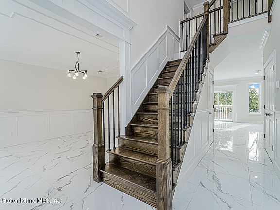 2nd image of 448 Rensselaer Ave