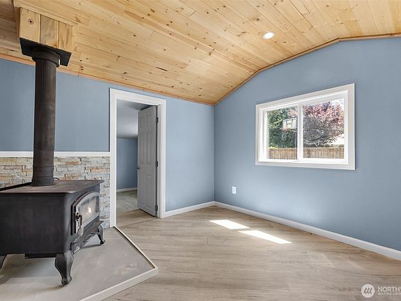 3rd image of 4603 SE Horstman Road