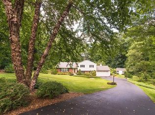 3 Catherine Pl, Katonah, NY 10536