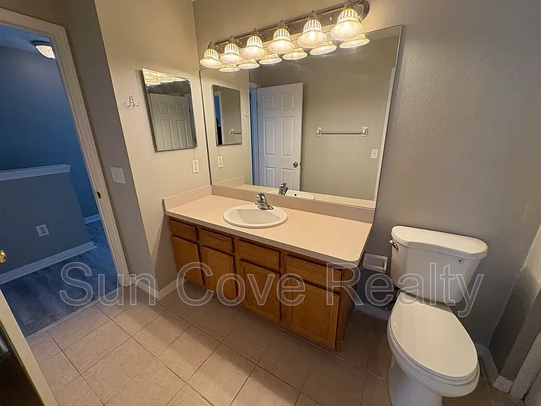 11022 Black Swan Ct — Photo 8
