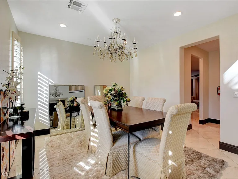 3541 Winter Wren St — Photo 11