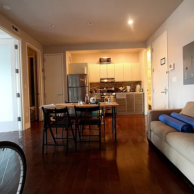 Rented by Evergreen Apartments BK | media 52