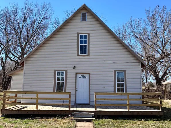 817 N Gordy St #819, El Dorado, KS 67042