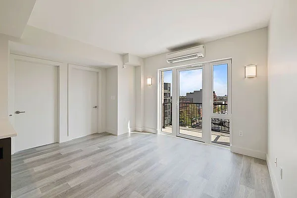 Rented by ERNY LLC | media 6