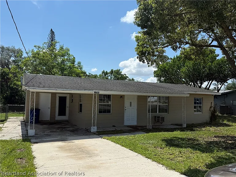 1732 Lagrange Ave — Photo 1