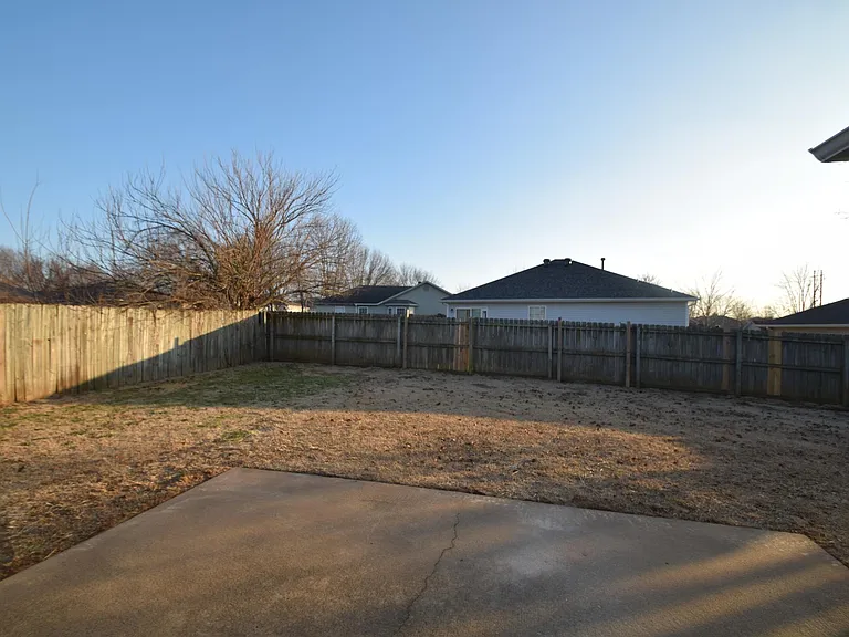 2305 SW Choctaw St — Photo 20