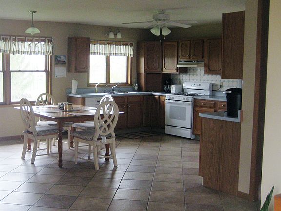 Large  Country Kitchen