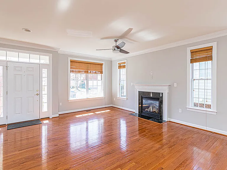 8624 Devara Ct — Photo 17