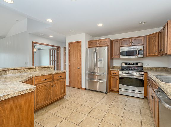 4th image of 1035 S Heritage Dr