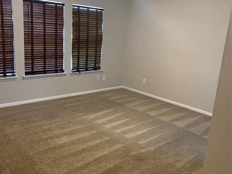 1606 Misty Fawn Ln — Photo 8