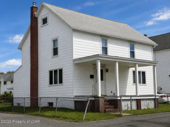 2 Wyoming St, Ashley, PA 18706