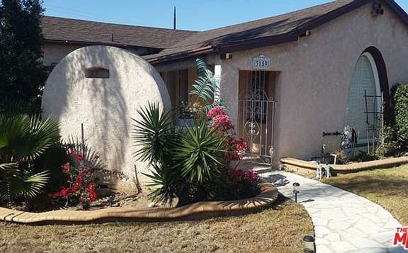 2nd image of 3159 W 75th St