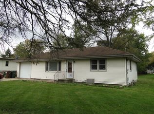 404 E Fine St, Ashkum, IL 60911