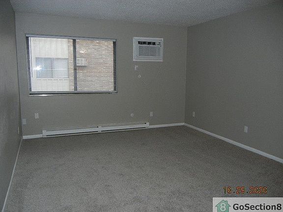 3rd image of 2640 Christie St