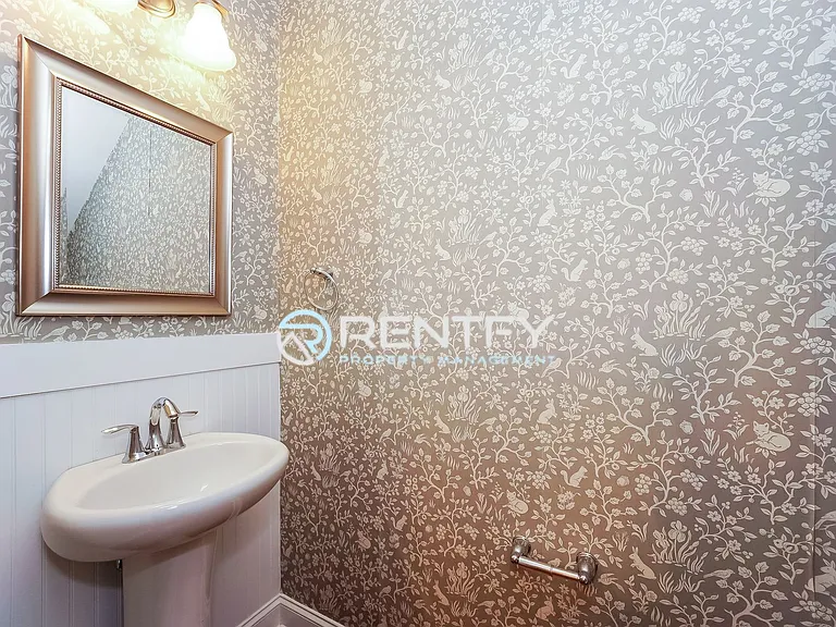 2506 Gallery Dr — Photo 20