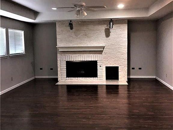 2nd image of 3422 Heather Hill Dr