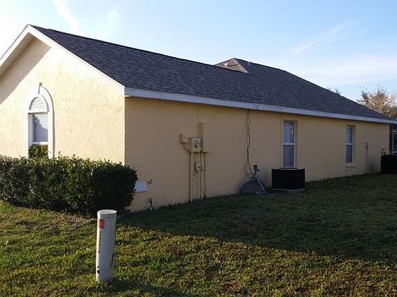 3rd image of 2504 Chatham Cir