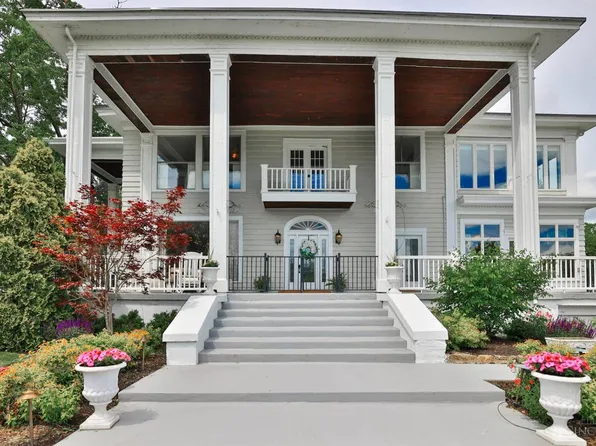 7228 James Hill Dr, Cincinnati, OH 45230